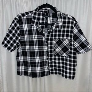 Forever 21 - Cropped Plaid Button Down Pattern Block